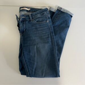 Levi's 711 Skinny Jean